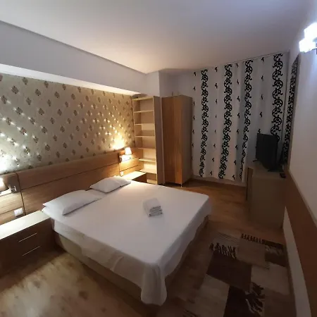 Easystay Flats Апартаменти *