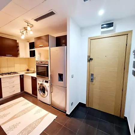 Easystay Flats Бухарест